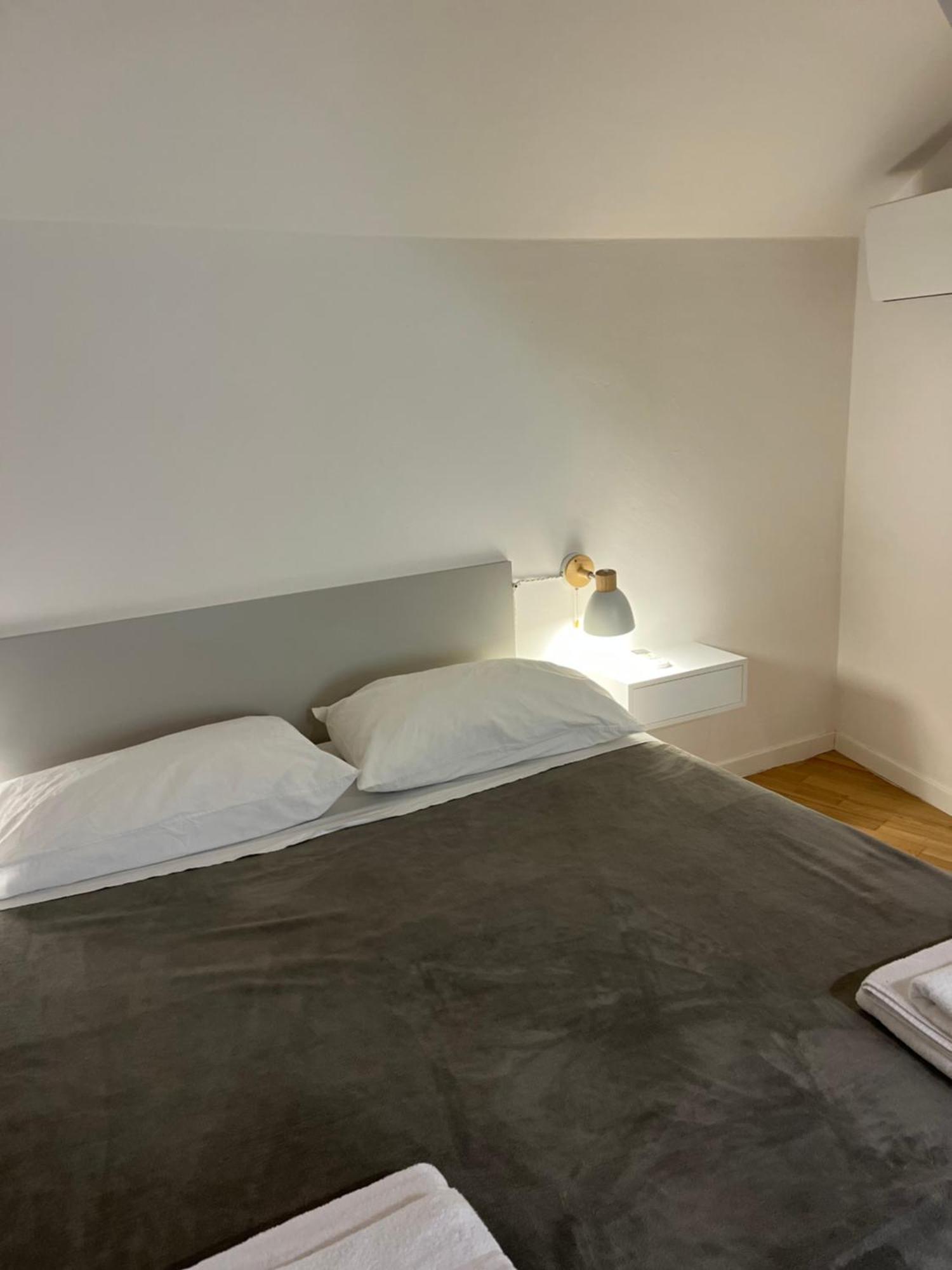 Ground Stone Apartment บารี ภายนอก รูปภาพ